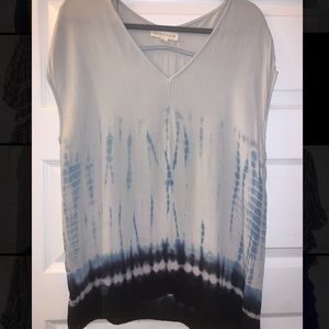 Love Stitch top